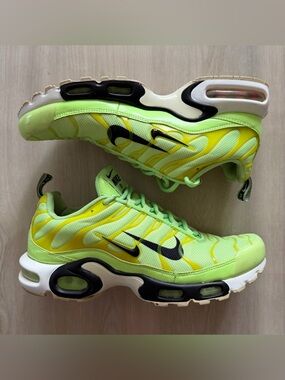 Nike Air Max Plus Overbranding Lime Blast 815994-300 Sz 9.5